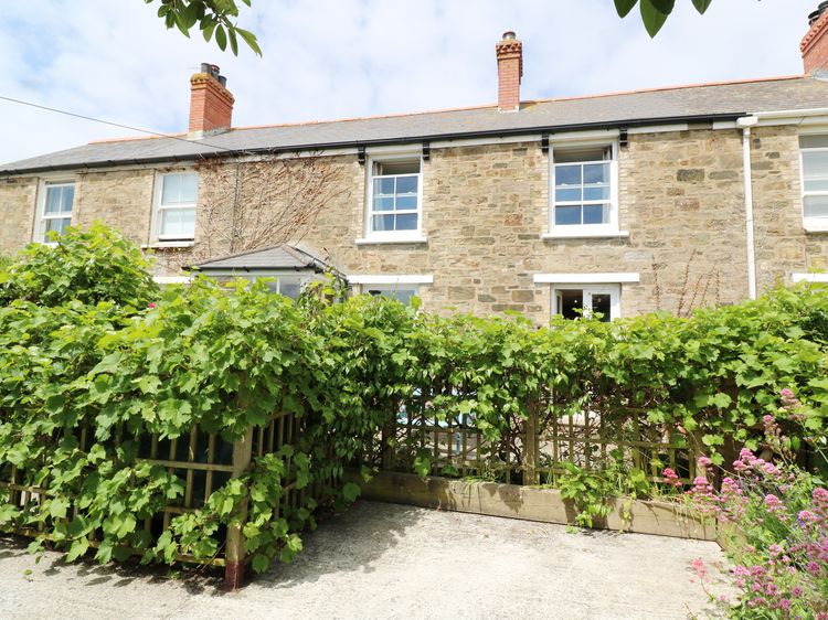 Mellow Cottage Perranporth Cornwall Self Catering Holiday