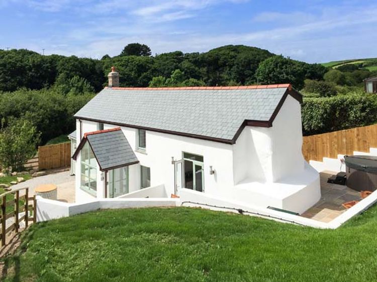 Five Elements Cottage St Agnes Cornwall Self Catering