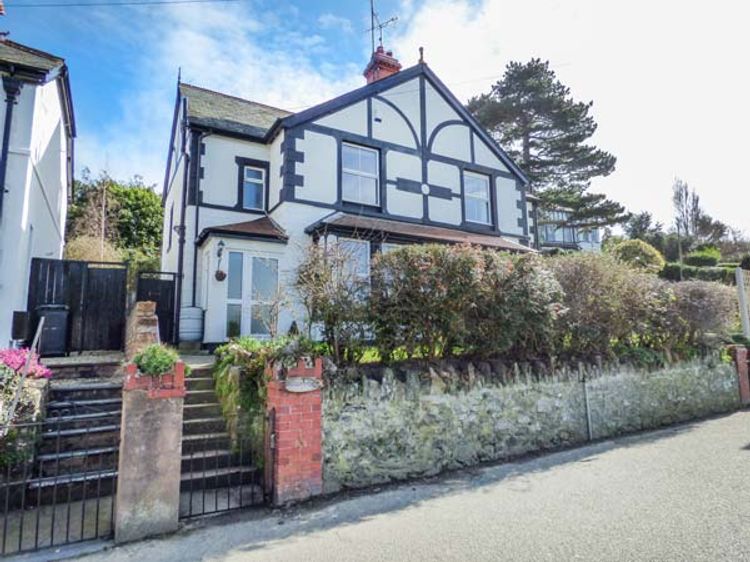 Aldersyde Conwy Self Catering Holiday Cottage