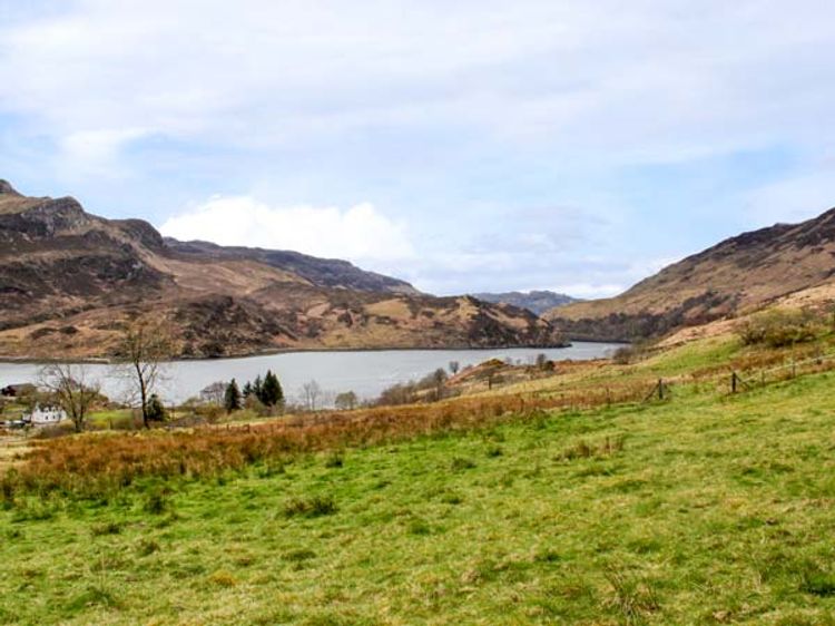 Creag Mhor Cottage Dornie Sallachy Self Catering Holiday Cottage