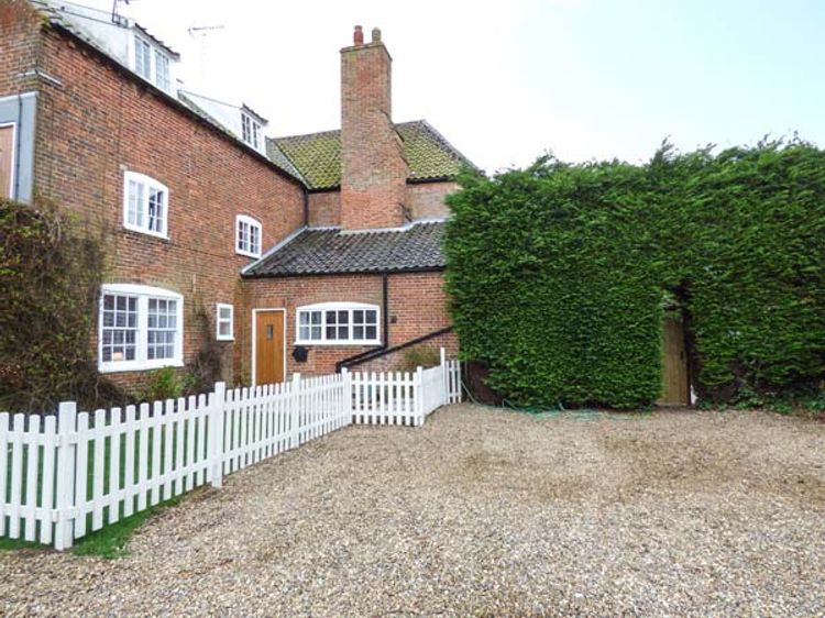 Kiln Cottage Lowestoft Gunton East Anglia Self Catering
