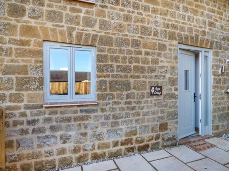 Rose Cottage Great Tew Little Tew Self Catering Holiday Cottage