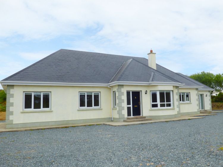 2 Kiltra Wellingtonbridge County Wexford Wellington Bridge Self Catering Holiday Cottage