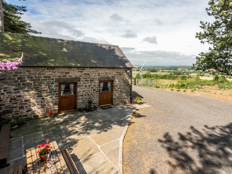 Blakelow Barn Matlock Holestone Peak District Self