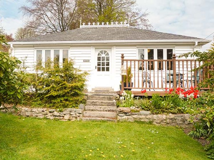 Holly Cottage Strathpeffer Self Catering Holiday Cottage