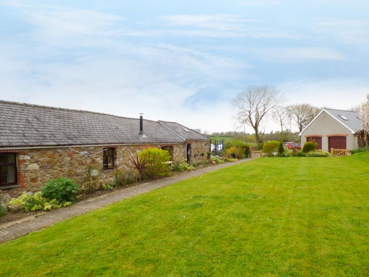 The Barn At Harrolds Farm Kilgetty Redberth Self Catering