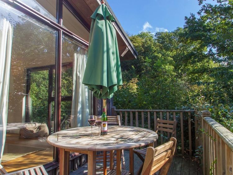 Spindrel Lodge Slapton Merrifield Devon Self Catering