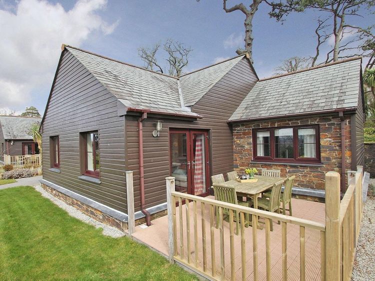 Castaway Lodge Fowey Tywardreath Cornwall Self Catering