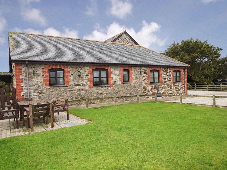 Trotters Redruth Parc Erissey Cornwall Self Catering