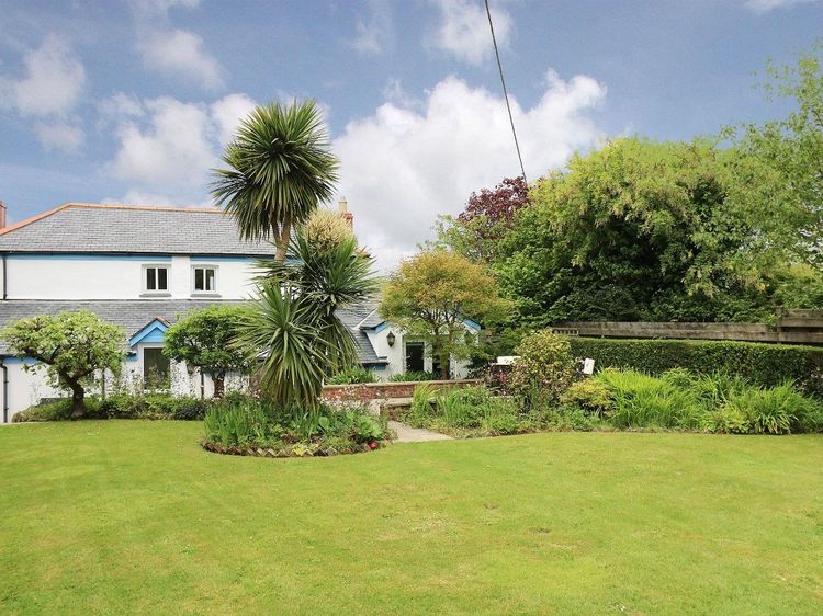 The Elms Hayle Cornwall Self Catering Holiday Cottage