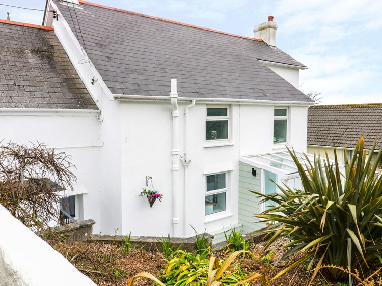 The Hideaway Hayle Phillack Cornwall Self Catering Holiday