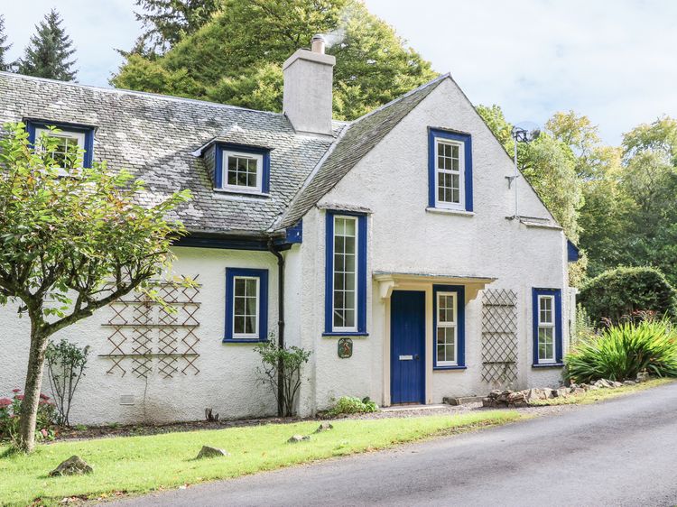 East Lodge Walkerburn Holylee Self Catering Holiday Cottage