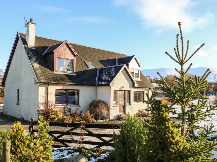 Corriemhor Beag Grantown On Spey Cromdale Self Catering