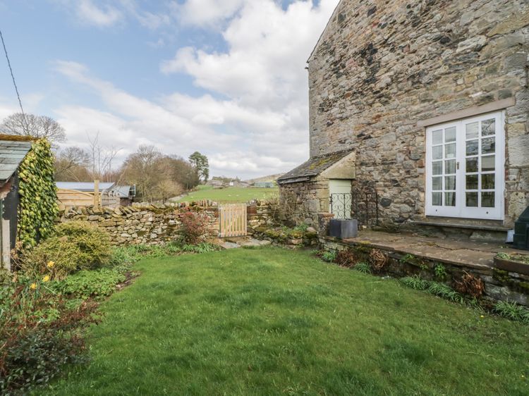Blacksmiths Cottage Pooley Bridge The Lake District And