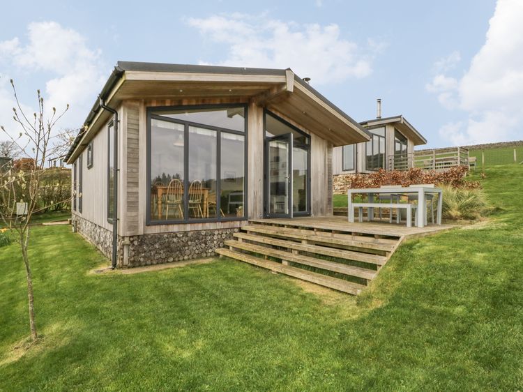 dog friendly lodges lake district