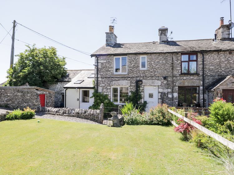Limestone Cottage Levens The Lake District And Cumbria Self