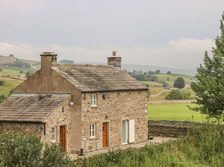 hot tub dog friendly yorkshire