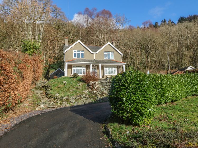 Coedfryn Betws Y Coed Conwy Falls Self Catering Holiday Cottage