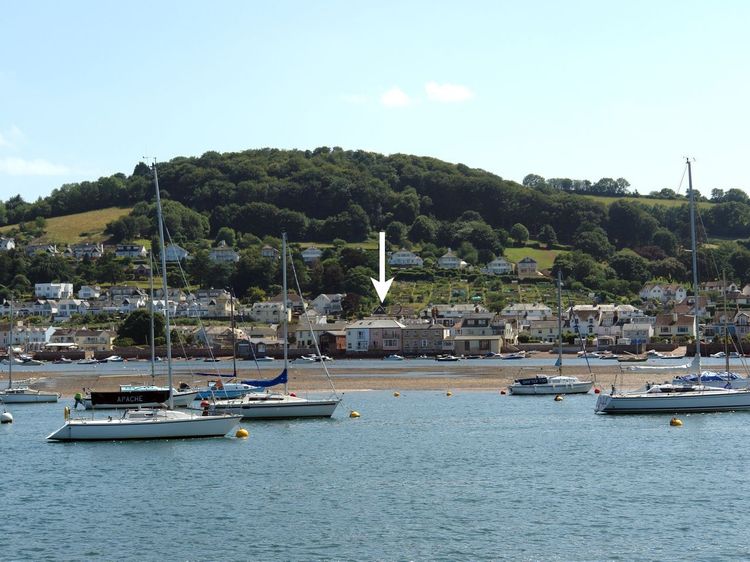 The Dolphins Shaldon Devon Self Catering Holiday Cottage