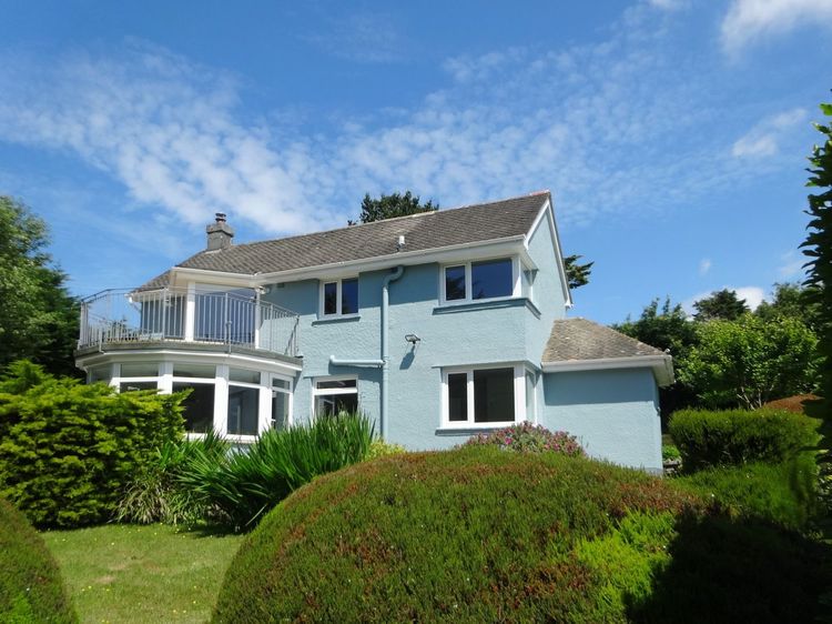 White Horses Salcombe Devon Self Catering Holiday Cottage