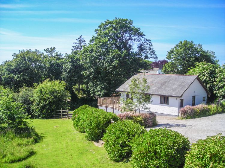 Bramley Cottage Mawnan Smith Carlidnack Cornwall Self