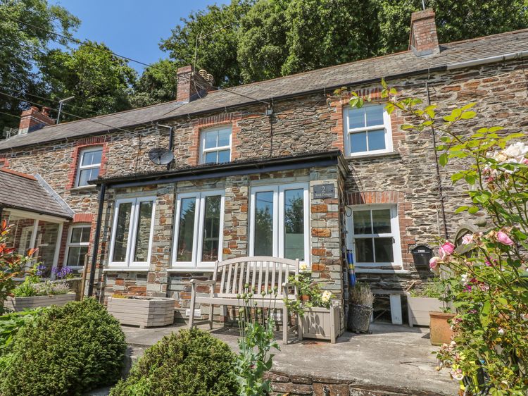 2 Rock Cottage Padstow Credis Cornwall Self Catering