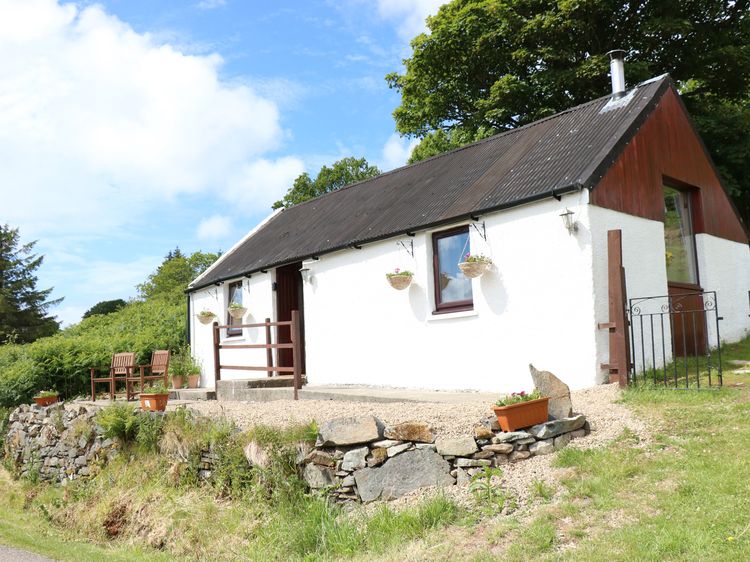 Hazelbank Byre Kilchoan Ormsaigbeg Self Catering Holiday Cottage