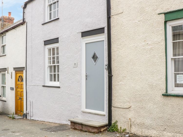 Clock Cottage Conwy Self Catering Holiday Cottage