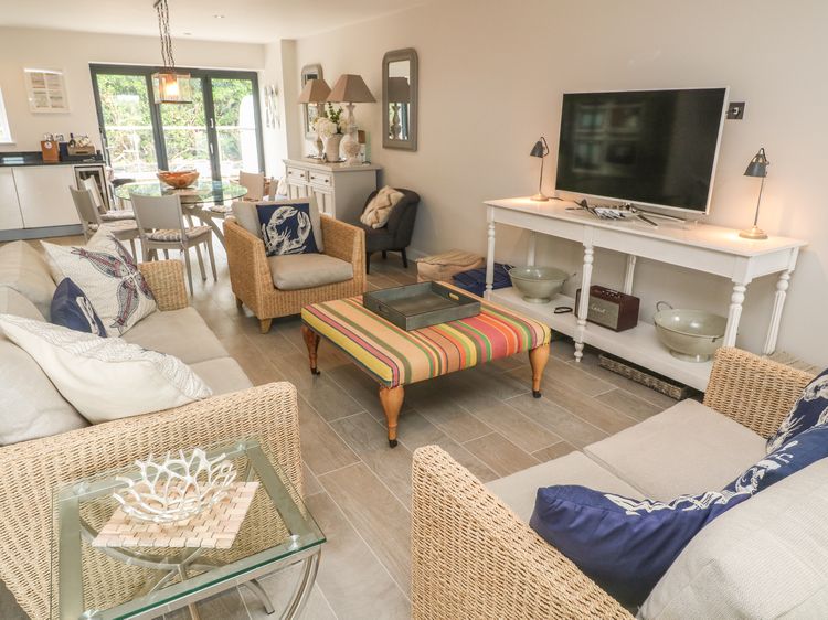 Seaspell Beach House Constantine Bay Cornwall Self Catering