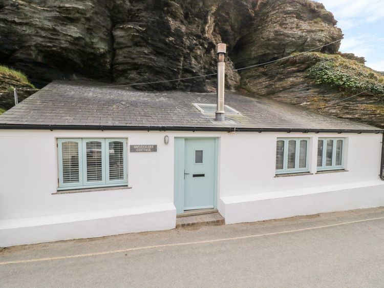 Smugglers Cottage Tintagel Trebarwith Cornwall Self