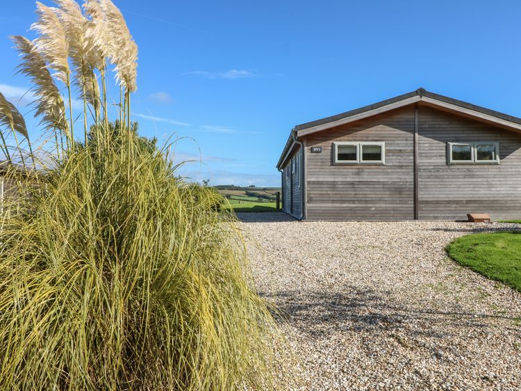 3 Horizon View Dobwalls Cornwall Self Catering Holiday Cottage