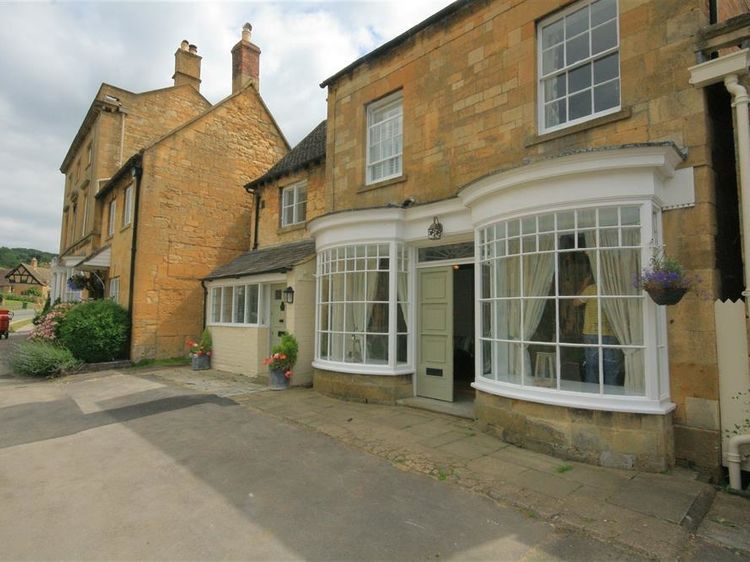 dog friendly self catering cotswolds