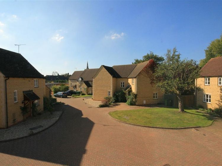 Oakmead Moreton In Marsh Self Catering Holiday Cottage