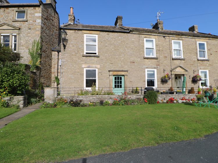 Fellside Reeth Yorkshire Dales Self Catering Holiday Cottage
