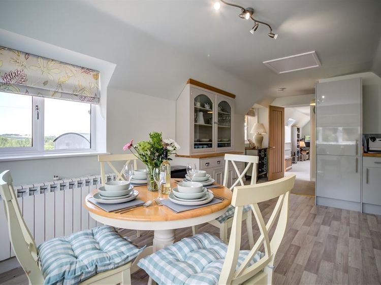 The Granary Burford Church Westcote Self Catering Holiday