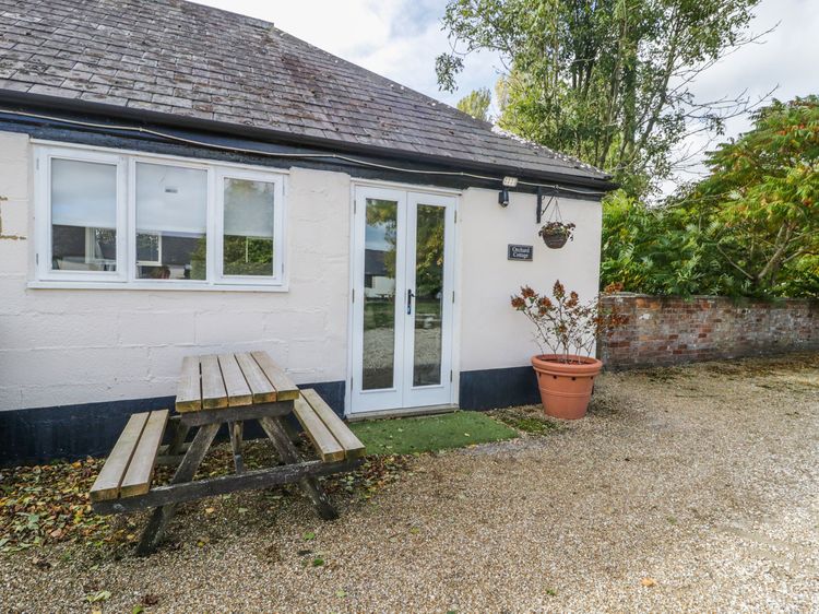 Orchard Cottage Shaftesbury Semley Common Dorset And