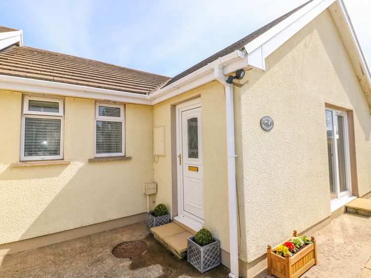 Cranford Cottage Pembroke Bowett Self Catering Holiday Cottage