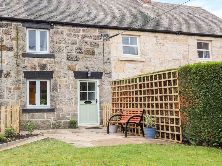 Carreg Cottage Mold Ffrith Self Catering Holiday Cottage