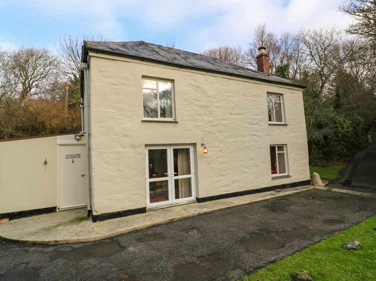 Lampra Mill Cottage Mullion Cornwall Self Catering Holiday