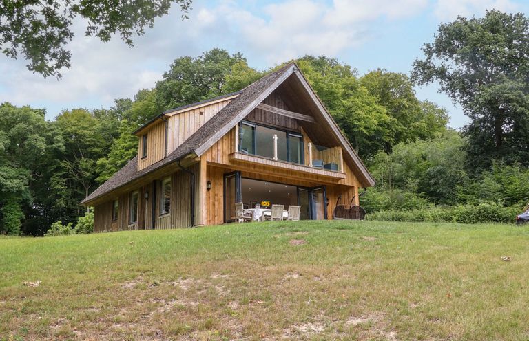 Property photo 1 of 59