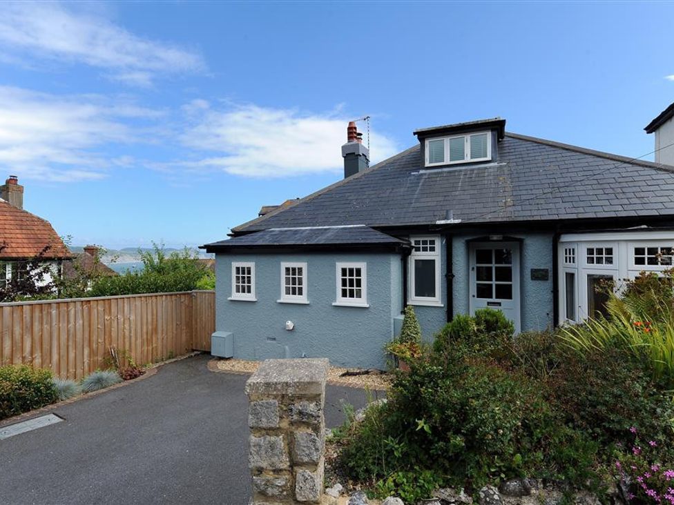 Cottage ∙ 3 Bedrooms ∙ 6 Guests - Lyme Regis