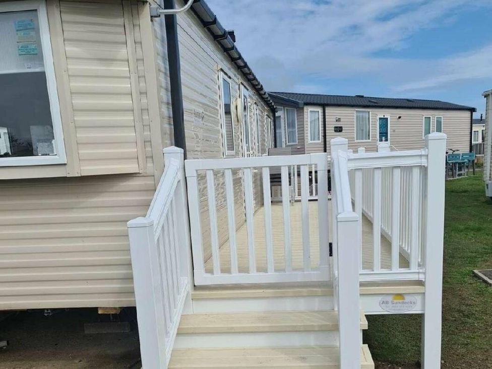 Trecco Bay - Holiday Accommodation 11651 - Porthcawl