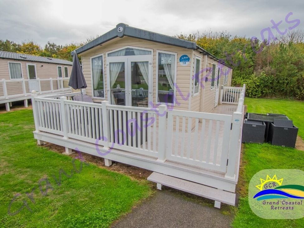 Devon Cliffs Holiday Park - Holiday Accommodation 1274 - Exmouth