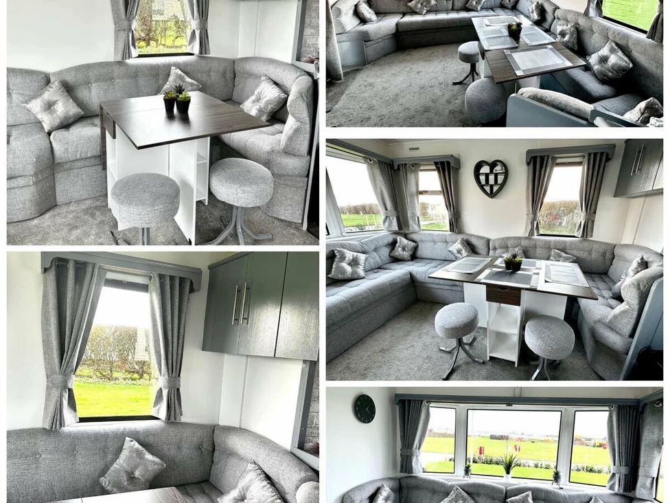 Withernsea Sands - Holiday Accommodation 17032 - Withernsea