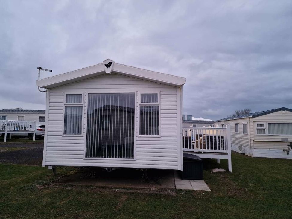 Trecco Bay - Holiday Accommodation 17223 - Porthcawl