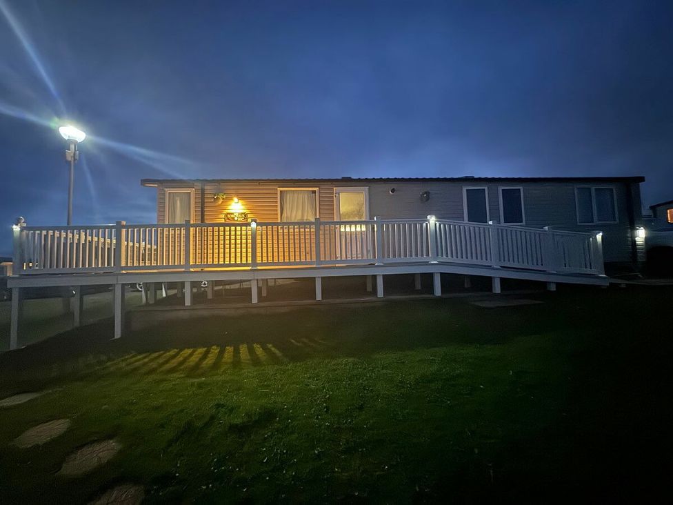 Devon Cliffs Holiday Park - Holiday Accommodation 18050 - Exmouth