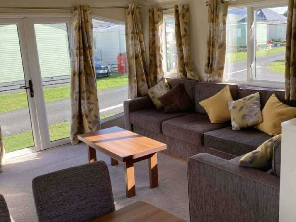 Dyffryn Seaside Estate - Holiday Accommodation 19073 - Tal-y-bont