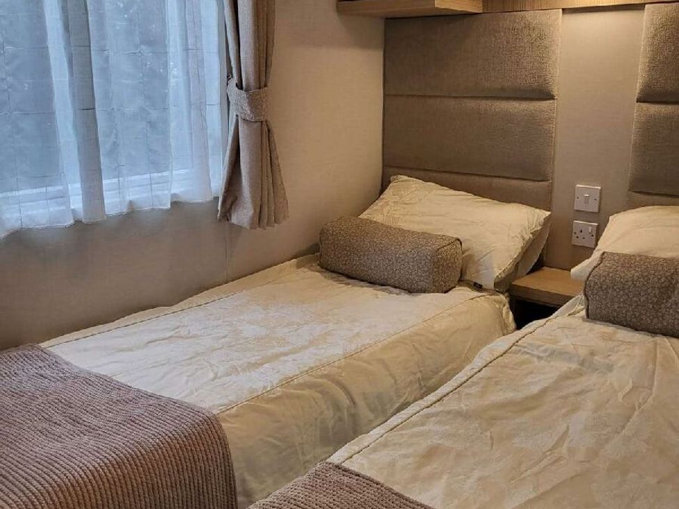 Swanage Bay View - Holiday Accommodation 21567 - Swanage Beach