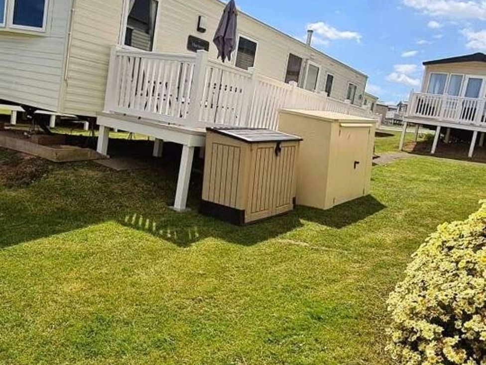 Devon Cliffs Holiday Park - Holiday Accommodation 21622 - Exmouth