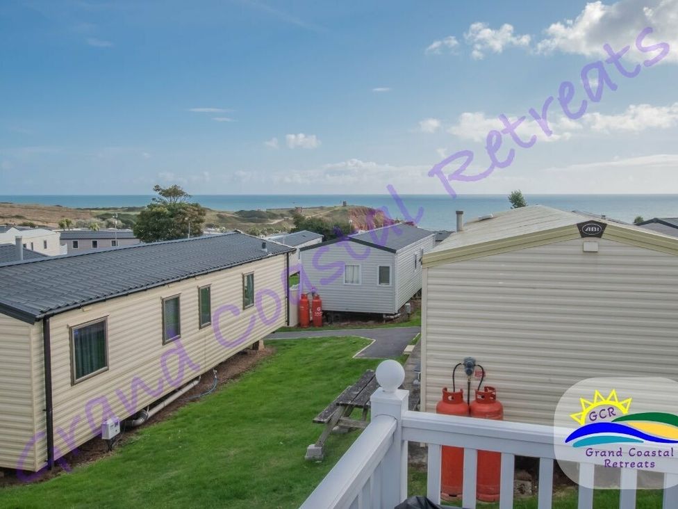 Devon Cliffs Holiday Park - Holiday Accommodation 6399 - Exmouth